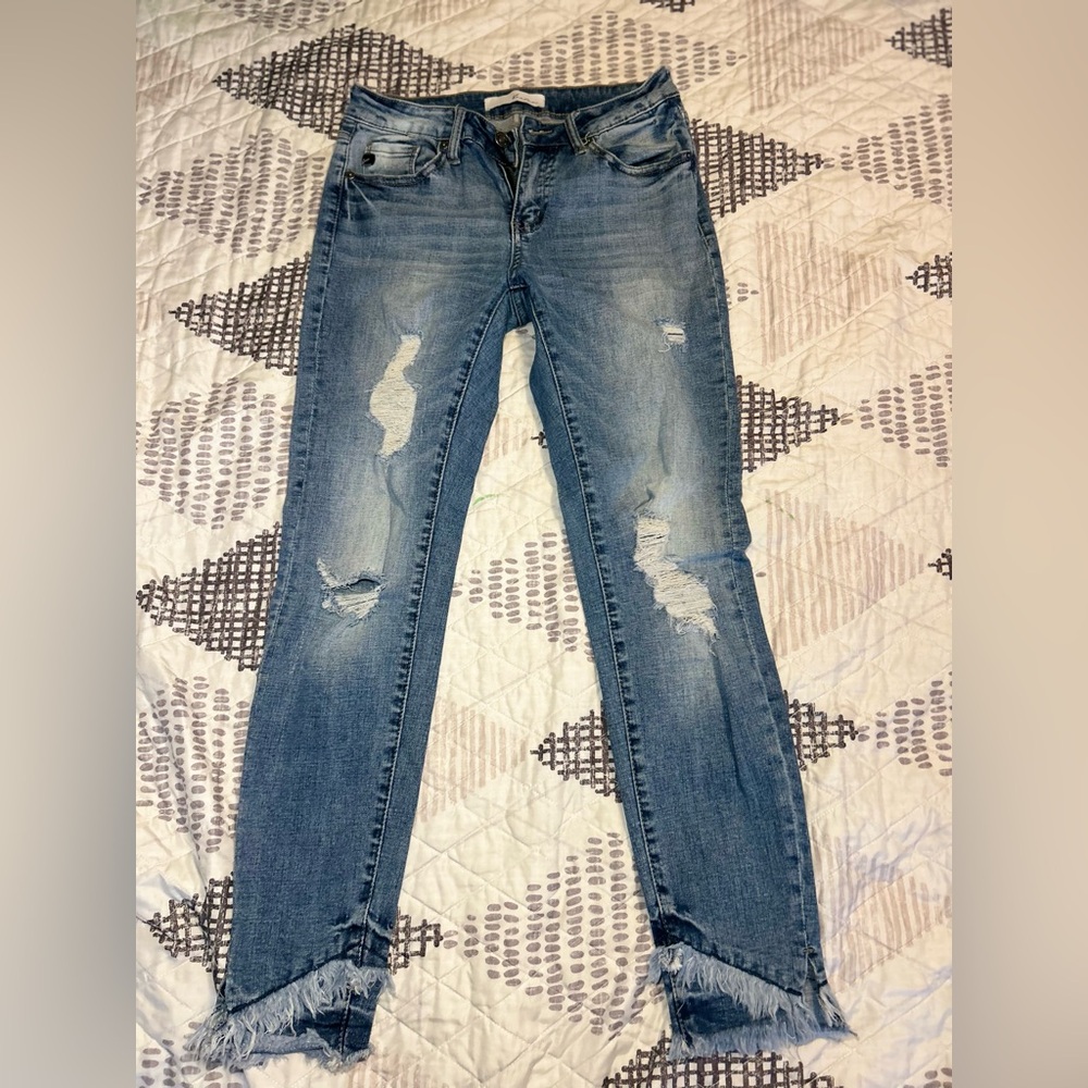 KanCan Estilo Distressed Skinny Jeans